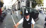 Funny Video : Londoner Polizei stoppt Radfahrer