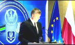 Lustiges Video : Polnischer Minister am Mikro