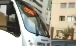 Funny Video : Den Busfahrer trollen