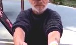 Lustiges Video : Zuerst rauchst du, dann rutschst du