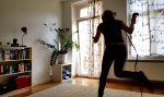 Funny Video : Virtual Reality Glitch im Wohnzimmer