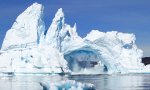 Lustiges Video : Eisbergbrücke in Grönland stürzt ein