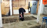 Funny Video : Knaller in der Autowerkstatt