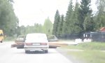 Lustiges Video - Holztransport auf Russisch