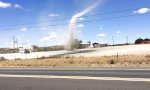 Funny Video : Der mit dem Dust Devil tanzt