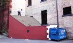 Skateboard-Trick für die Tonne