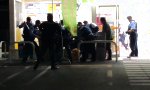 Japanischer Räuber ist umzingelt