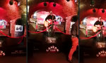 Lustiges Video - Sweet Caroline