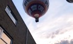 Lustiges Video : Landung in niederländischen Wohngebiet