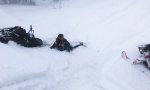 Lustiges Video - Das erste mal auf dem Schneemobil