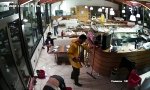 Funny Video : Da hilft Tür-zuhalten auch nichts mehr