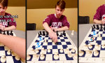 Funny Video : Zwei Spiele, ein Brett, kein Konsens