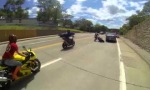 Lustiges Video : Wheelie auf Polizeiauto