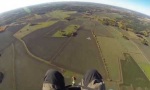 Lustiges Video : Knappe Sache beim Paragliding